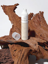 Anti-Age Day Cream geöffneter Tiegel Textur sichtbar
