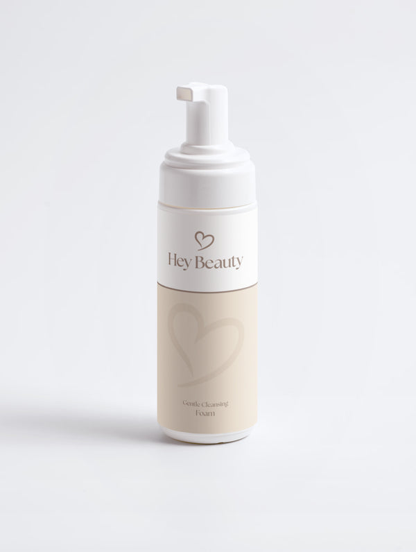 Sanfter Reinigungsschaum mit Rosenwasser & Kamille – 150 ml